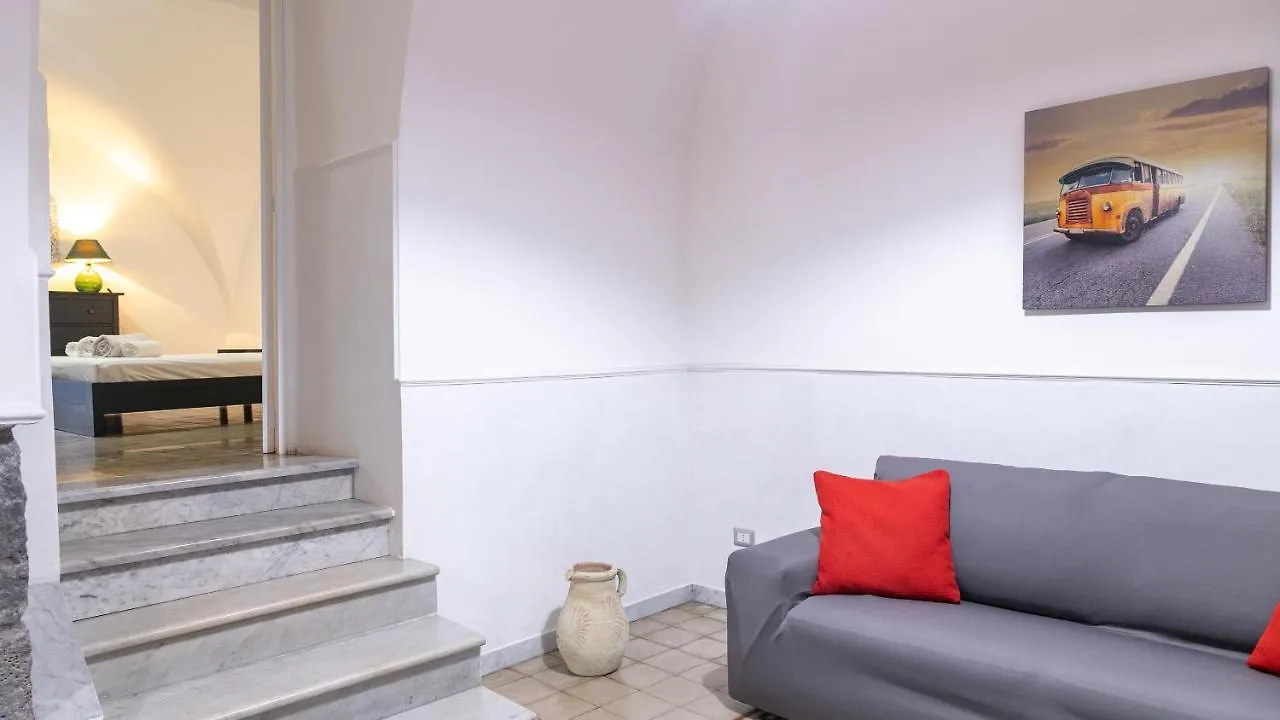 The House Apartment Catania