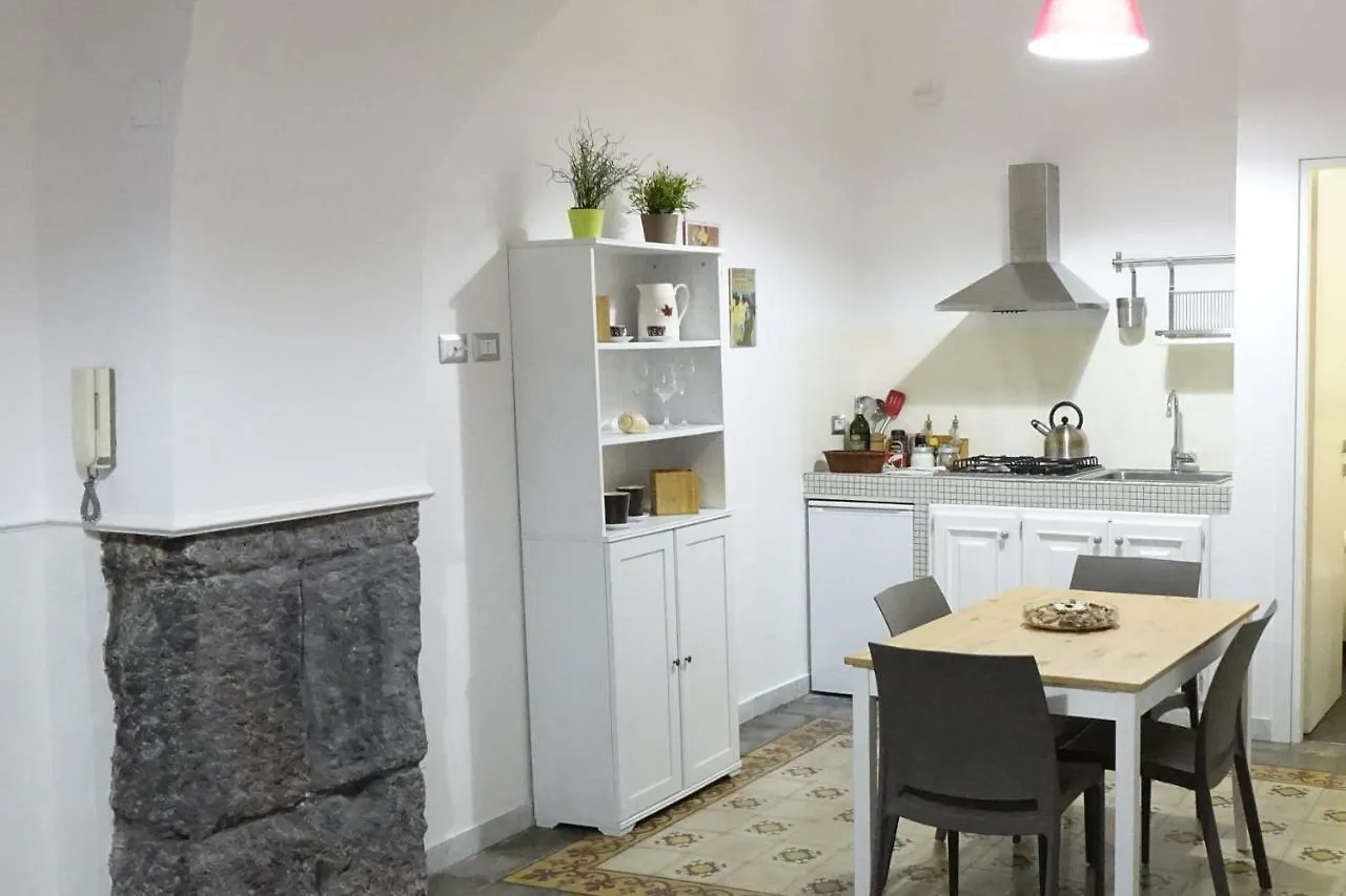 The House Apartment Catania